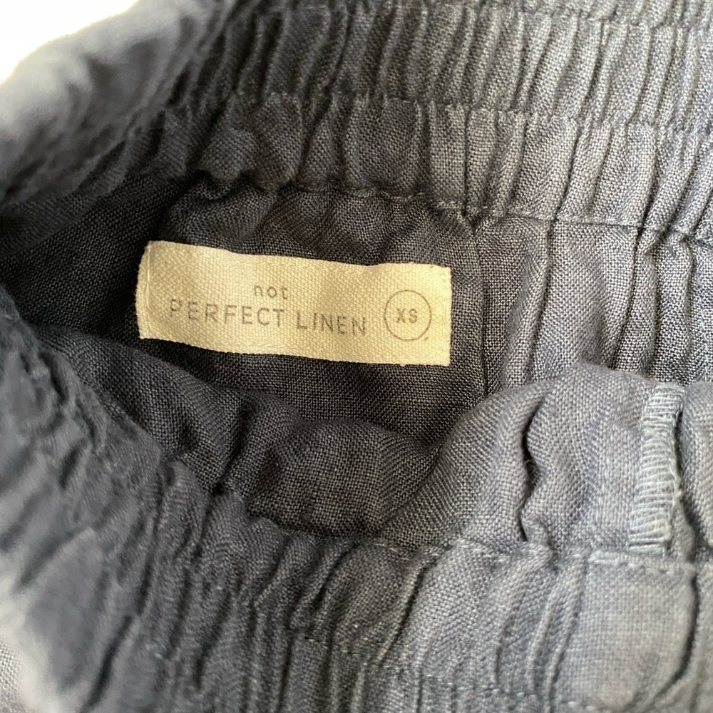notPERFECTLINEN Dark Gray Blue 6” High Rise Linen Shorts - Picture 3 of 12